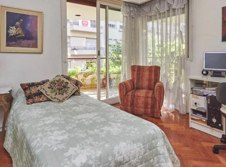 Venta depto 3 ambientes en Recoleta, terraza y cochera 2