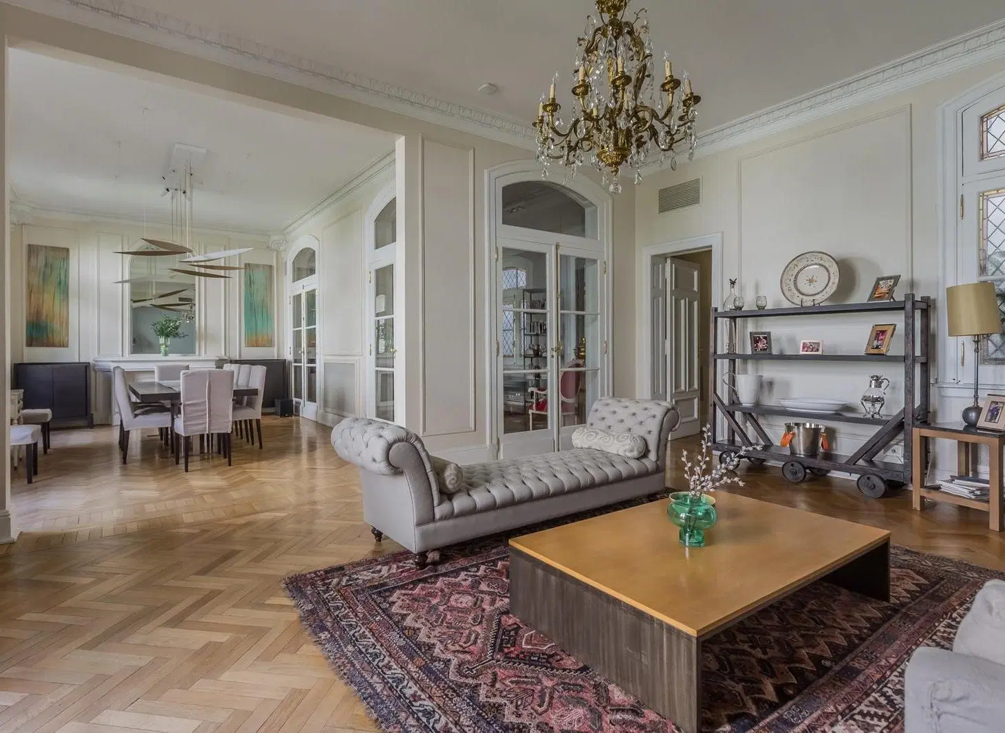 RETASADO. Piso francés con terraza única en Recoleta 4