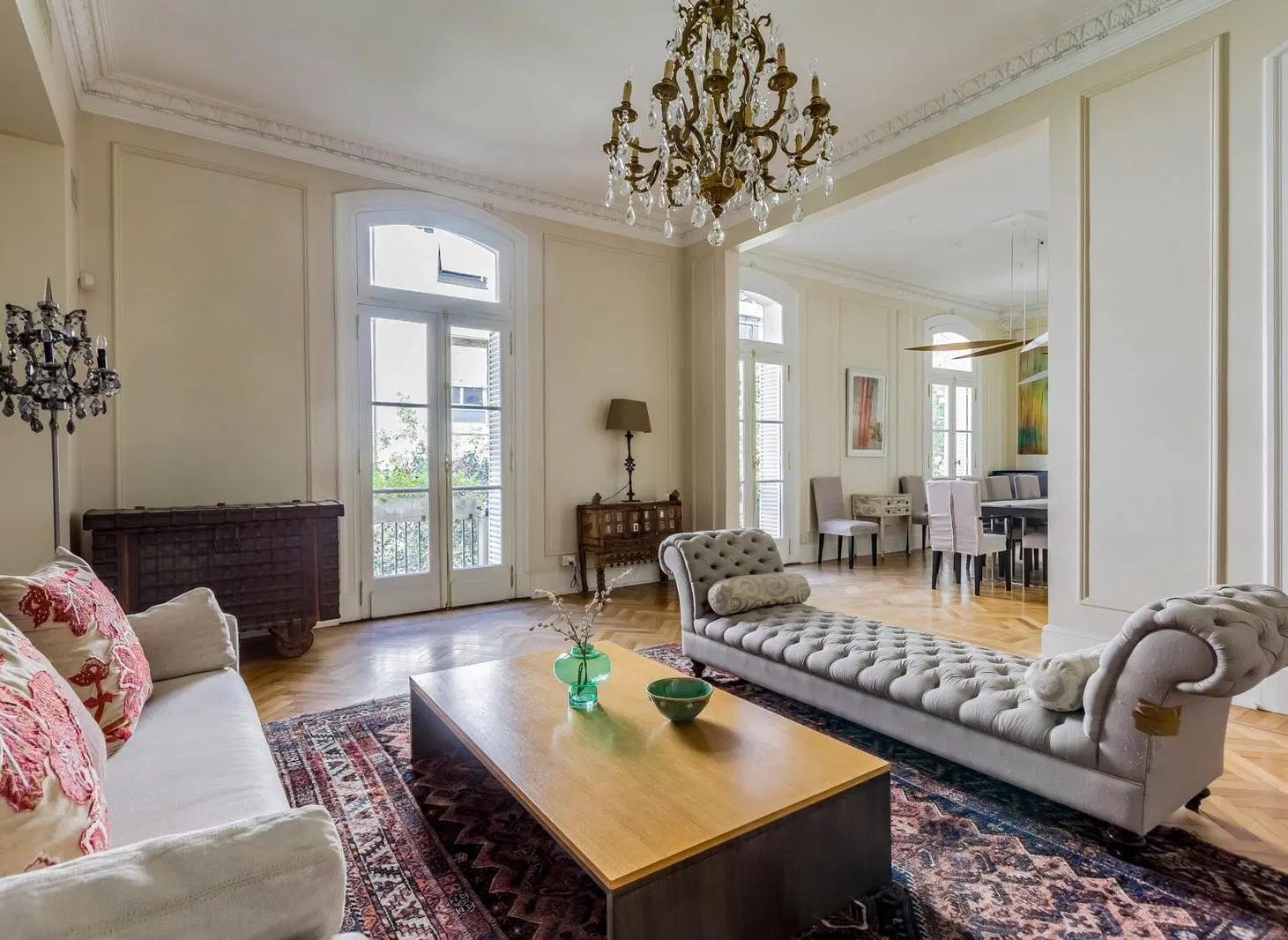 RETASADO. Piso francés con terraza única en Recoleta 5