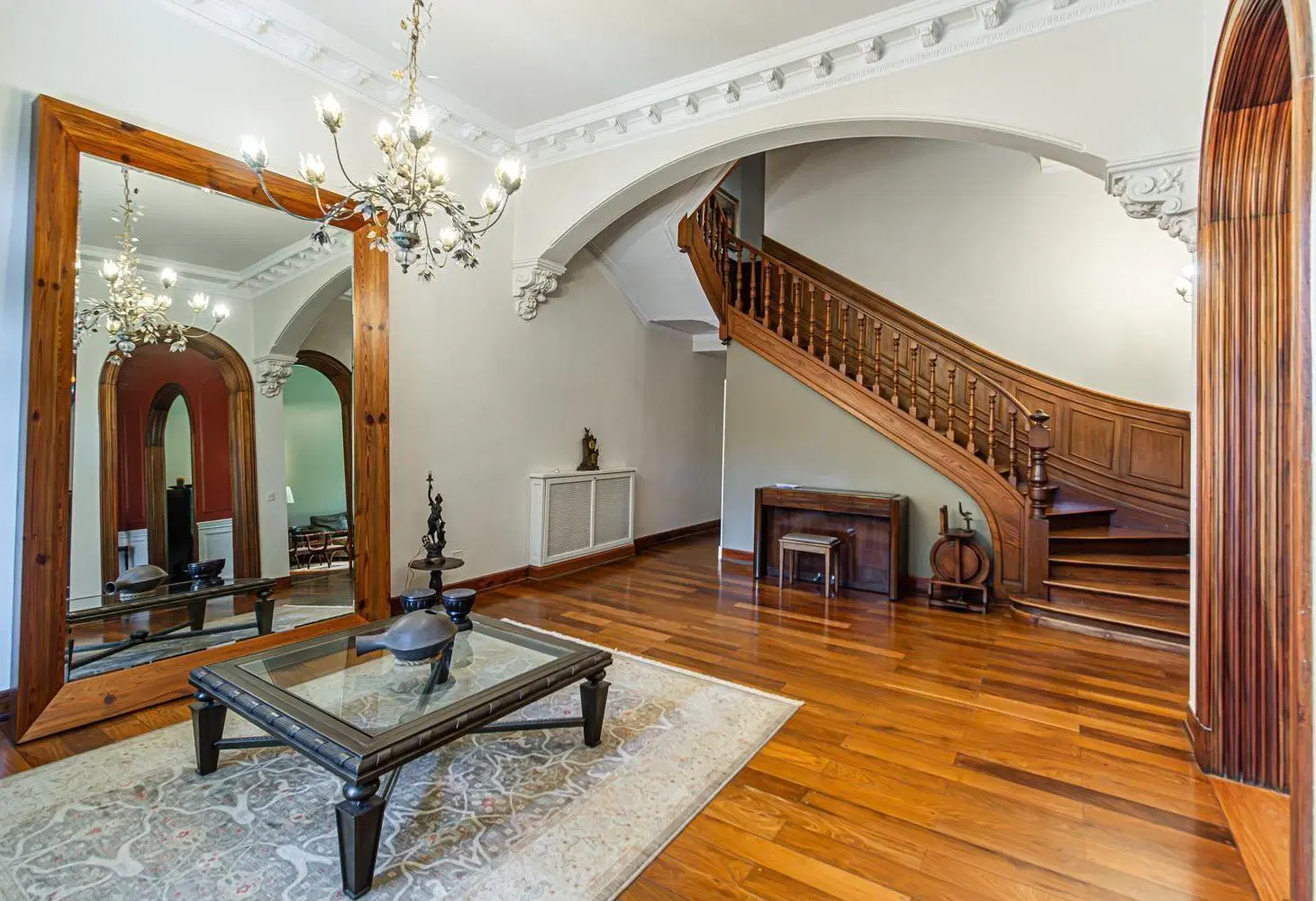 Casa de 550 m² con Piscina y Terraza en Belgrano 2