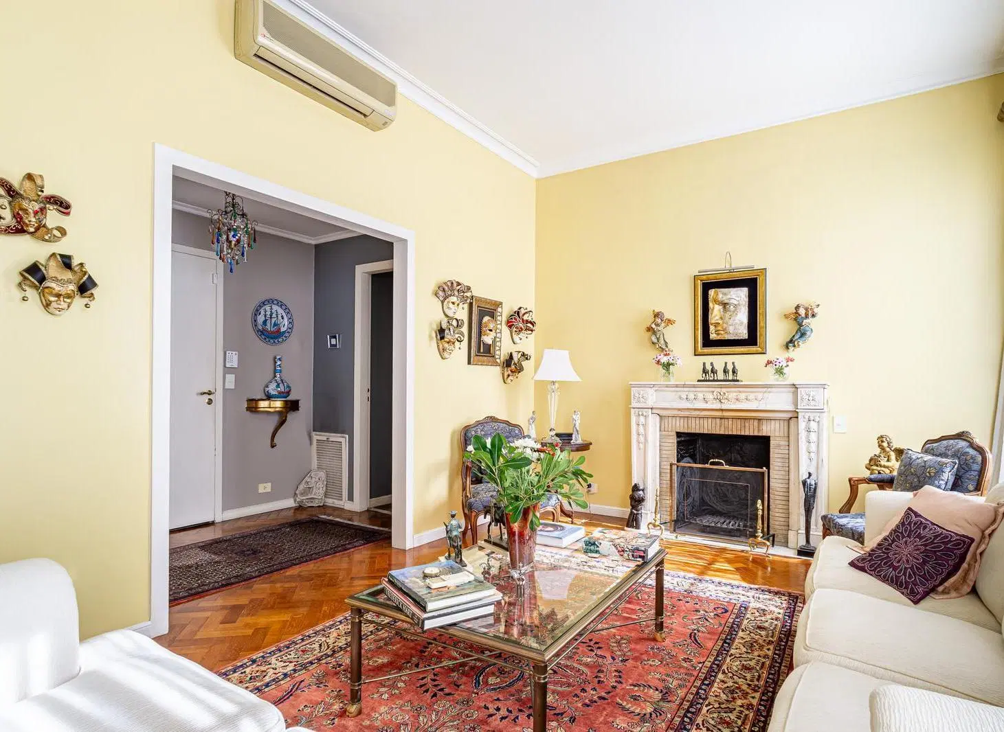 Piso con 2 Suites y Detalles de Categoría en Recoleta 2