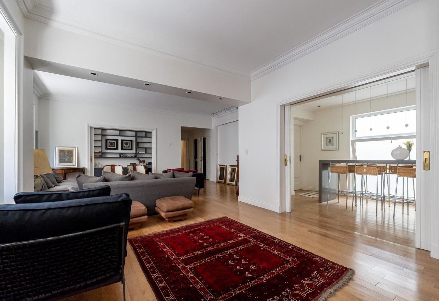 Foto de 2 Suites - AMOBLADO - Av. Alvear y Parera, imagen 2