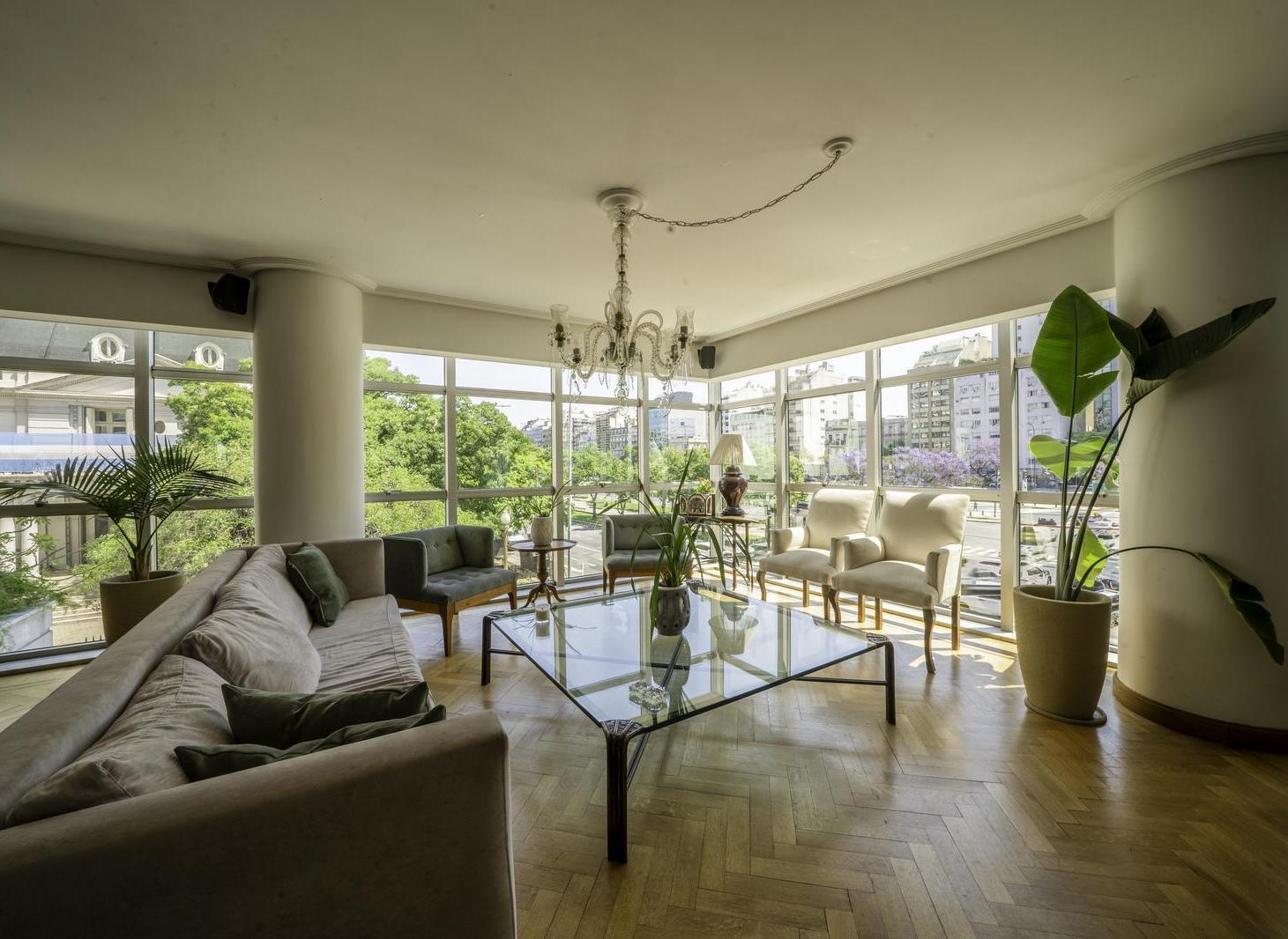 Foto de Hermoso living comedor vidriado sobre 9 de Julio – Luz, Categoría, 2, imagen 2