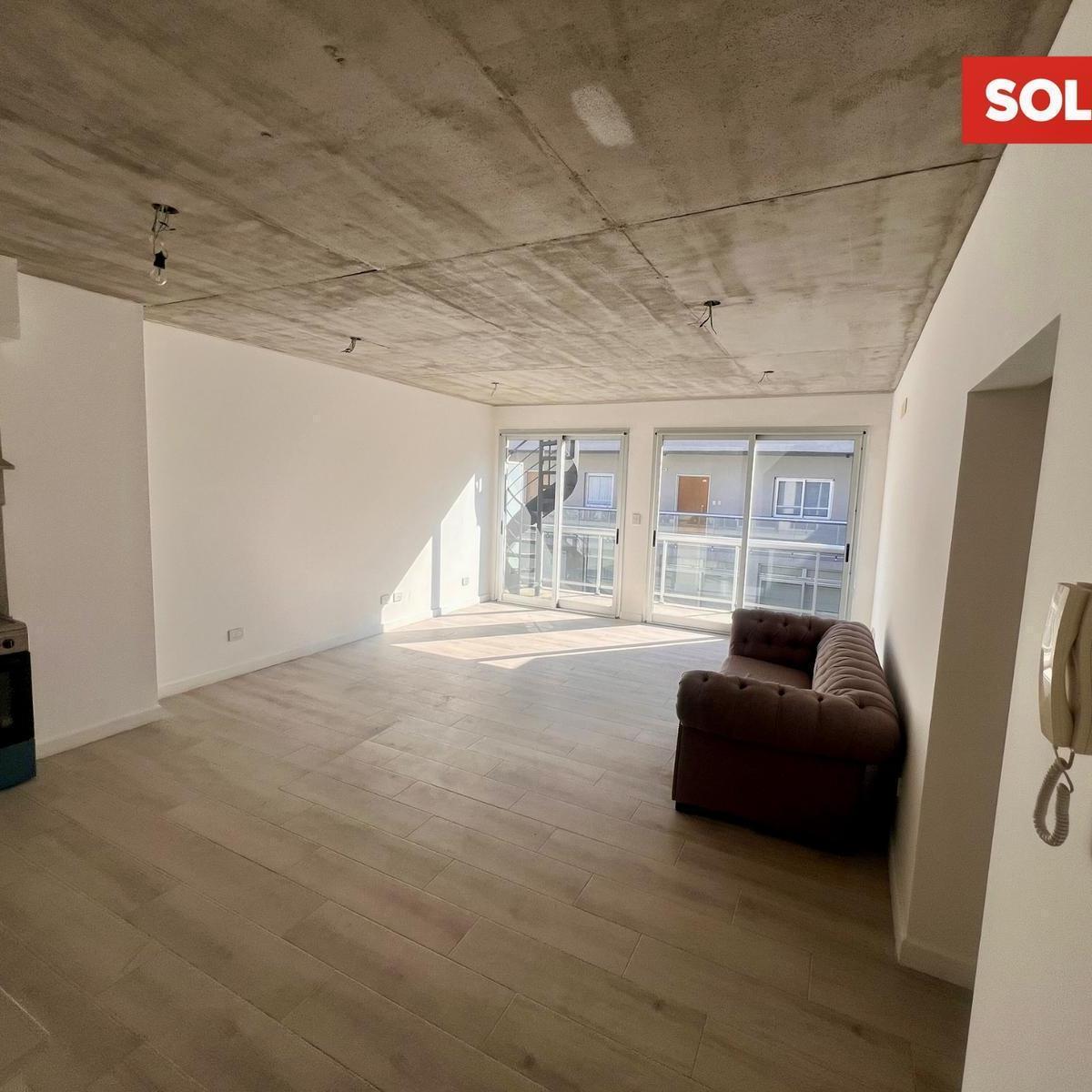 Venta Departamento 3 Ambientes con Terraza Propia en Devoto 1