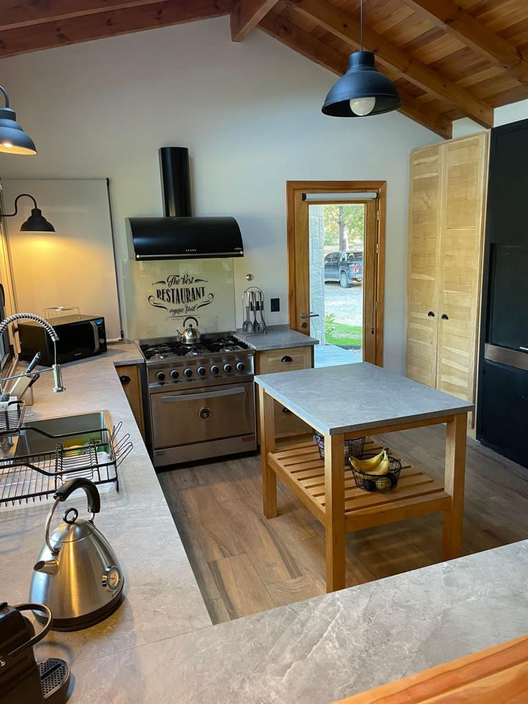 Foto de venta - casa 4 ambientes - San Martin de los Andes, imagen 2