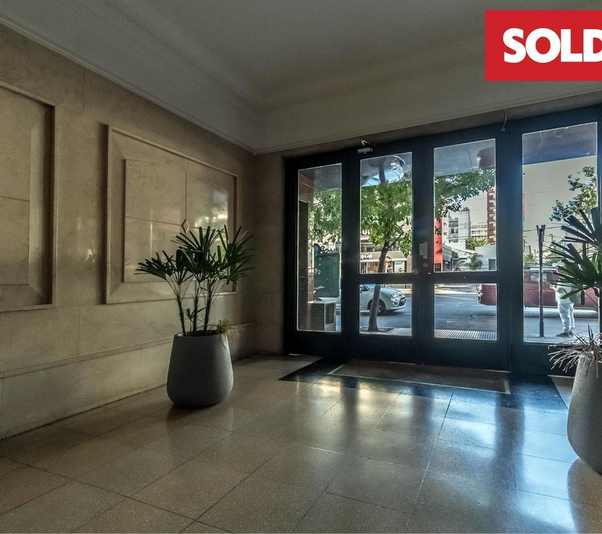 Departamento en Venta Cuarto Ambientes con Dependencia 2