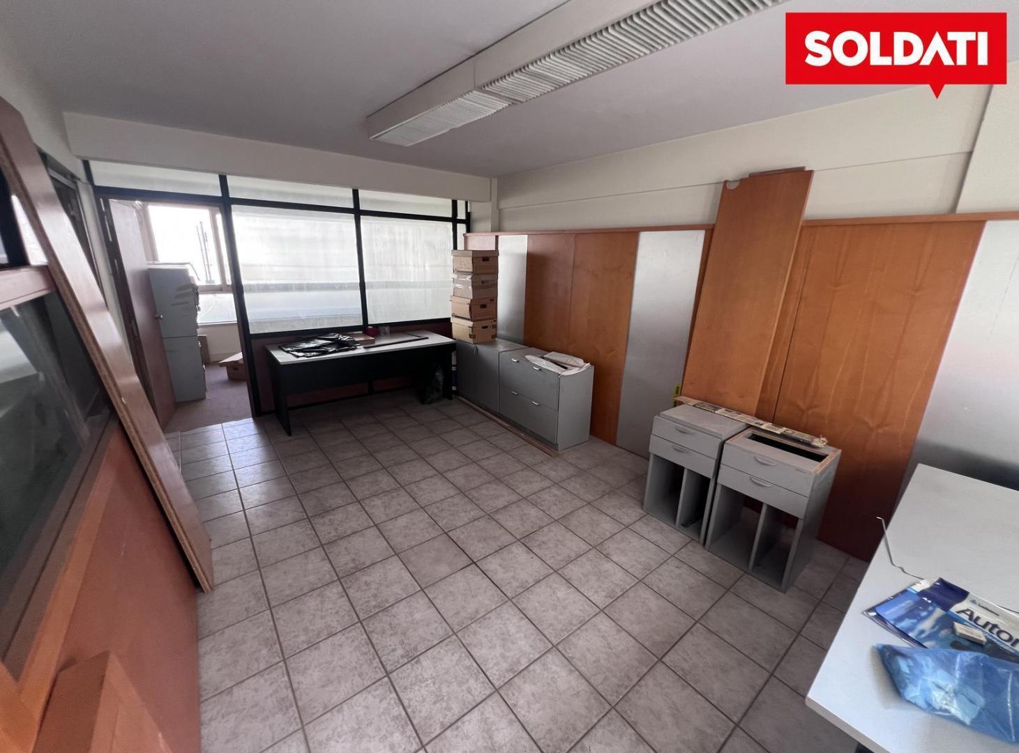 Venta Oficina en Tribunales 7 ambientes 4 despachos