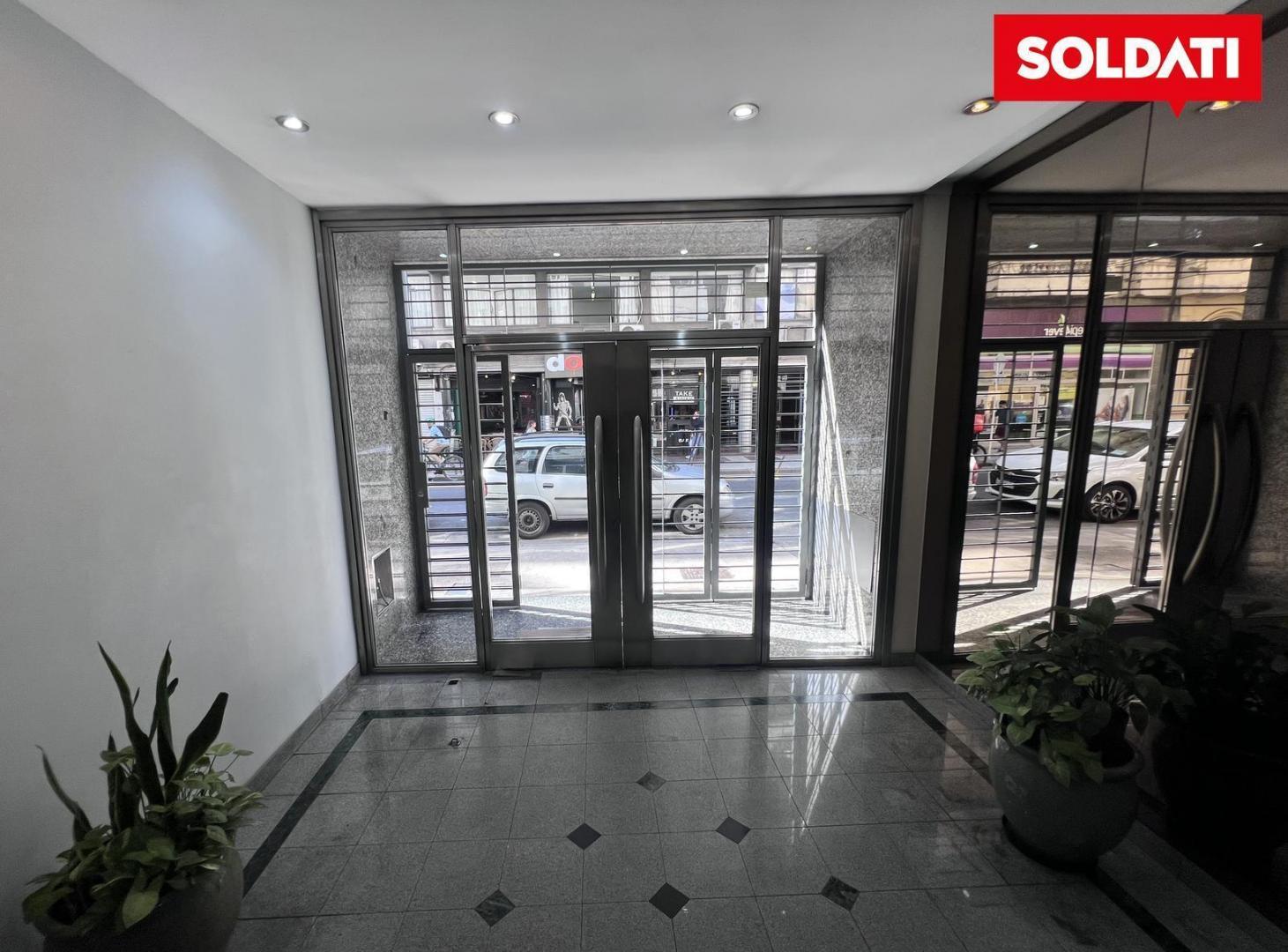 Venta Oficina en Tribunales 14 ambientes 258 m2