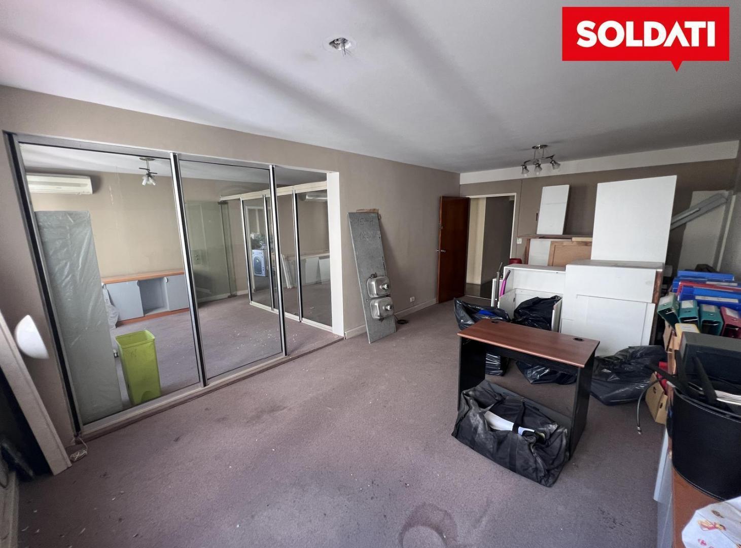 Venta Oficina en Tribunales 14 ambientes 258 m2