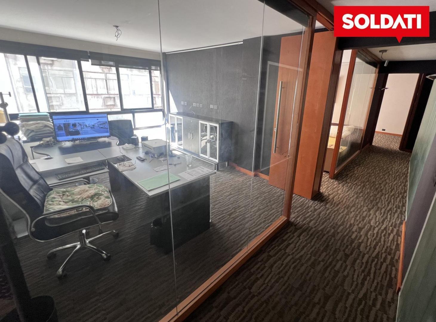 Venta Oficina en Tribunales 14 ambientes 258 m2