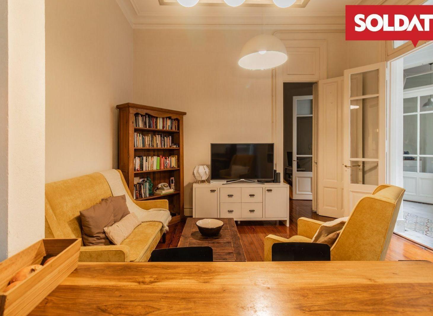 Venta PH 3 ambientes Recoleta escritorio refaccionado