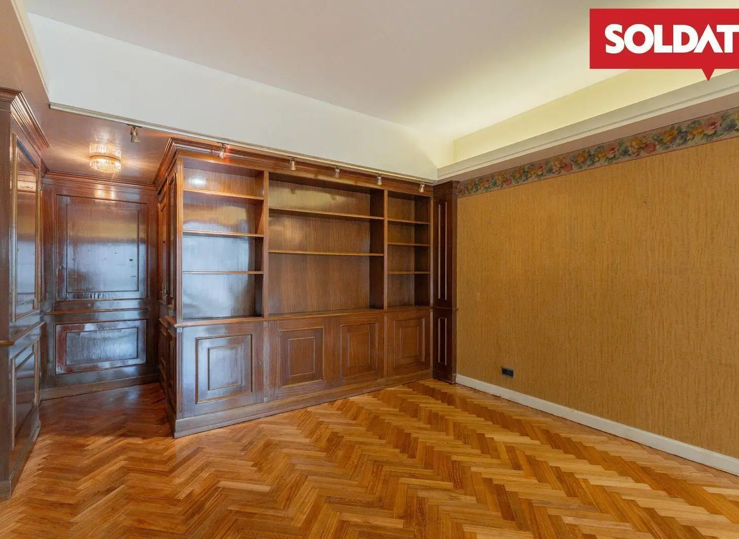 Departamento apto profesional en venta 4 ambientes con dependecias y cochera en Barrio Norte. 4