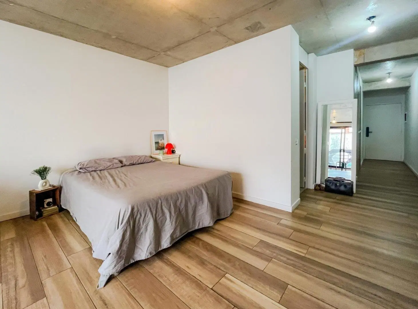 Venta Chacarita Departamento mono ambiente divisible con balcón. 55 mts. 1 año antigüedad 3