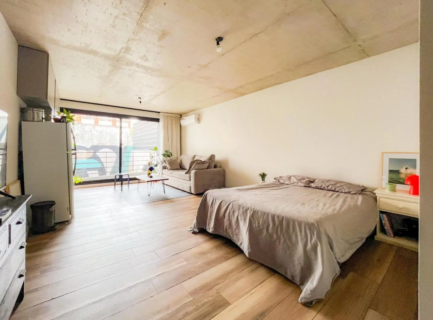 Venta Chacarita Departamento mono ambiente divisible con balcón. 55 mts. 1 año antigüedad 5
