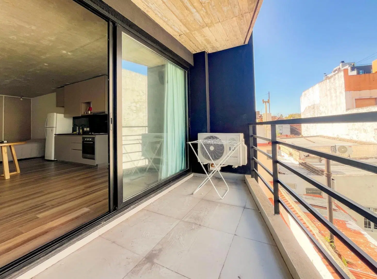 Venta Chacarita Departamento mono ambiente divisible con balcón. 1 año antigüedad. 60 mt2 4