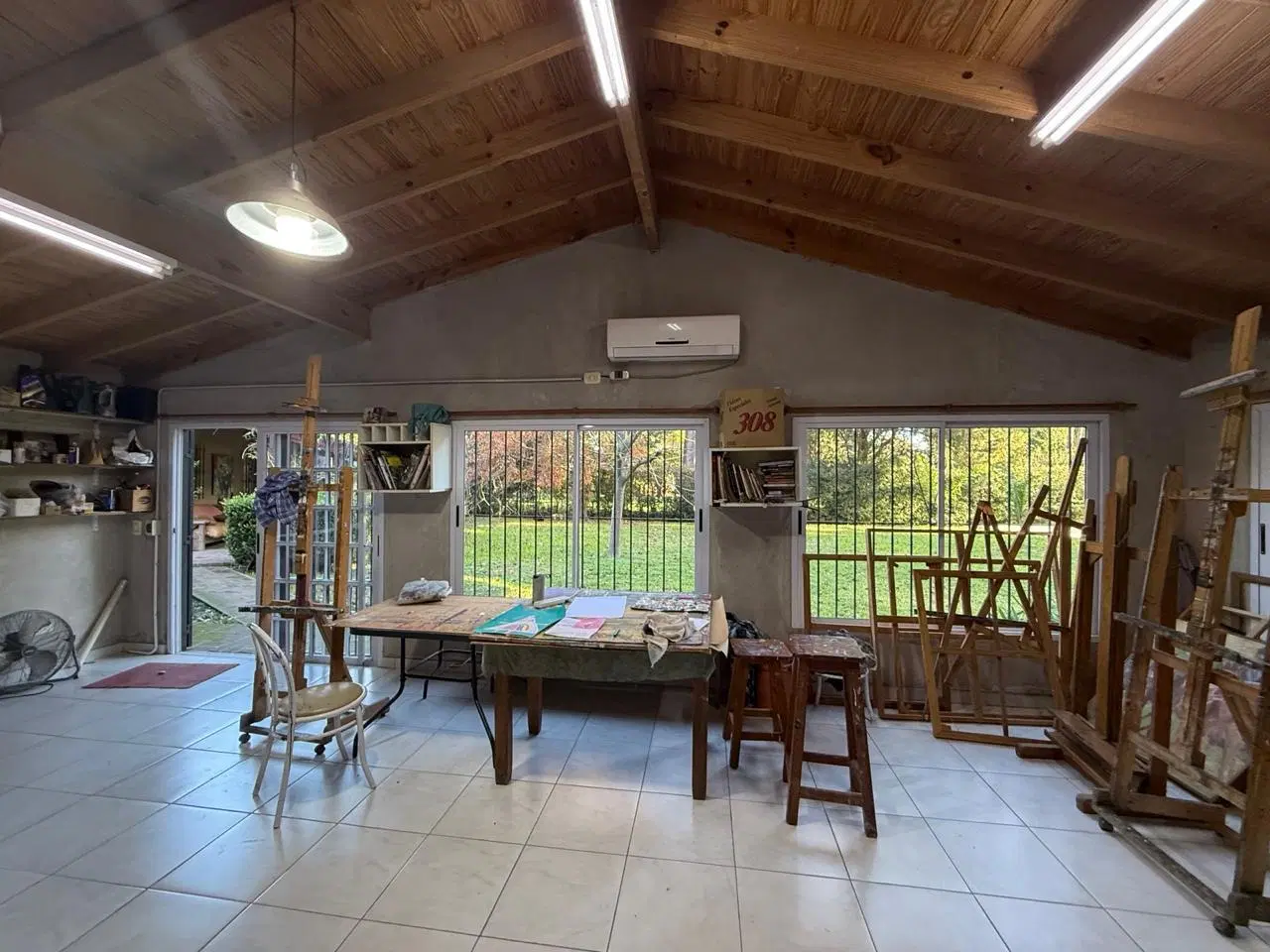 CASA QUINTA CON AMPLIO PARQUE ARBOLADO EN GENERAL RODRÍGUEZ 5