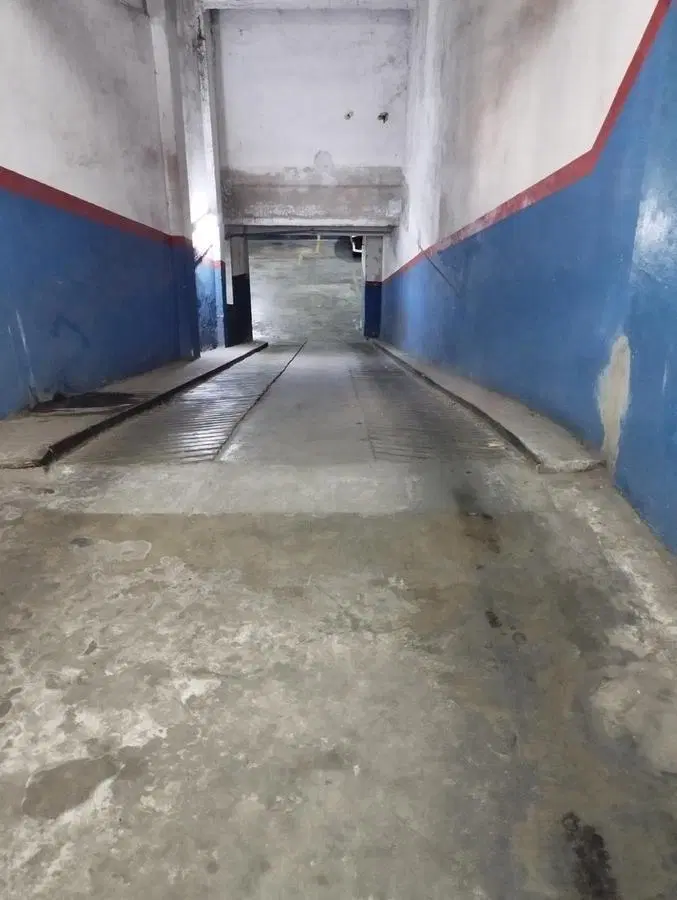 Cochera en venta en Belgrano 2