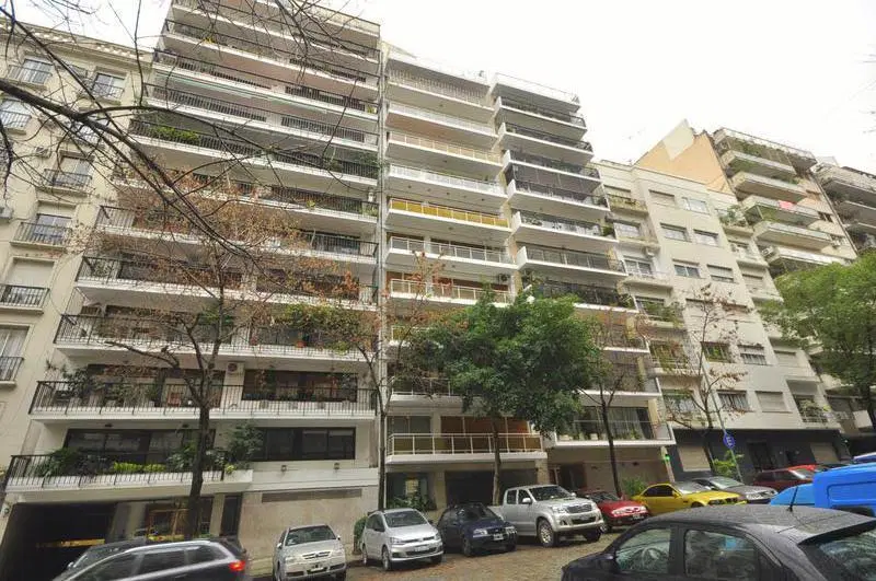Departamento 3 ambientes Recoleta La isla cochera dependencias 2
