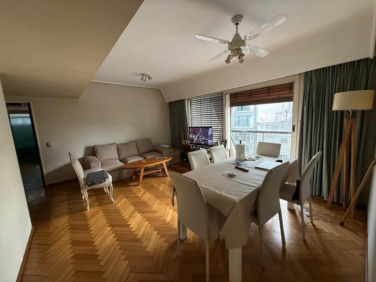 Venta departamento 3 ambientes con dependencia en Recoleta 2