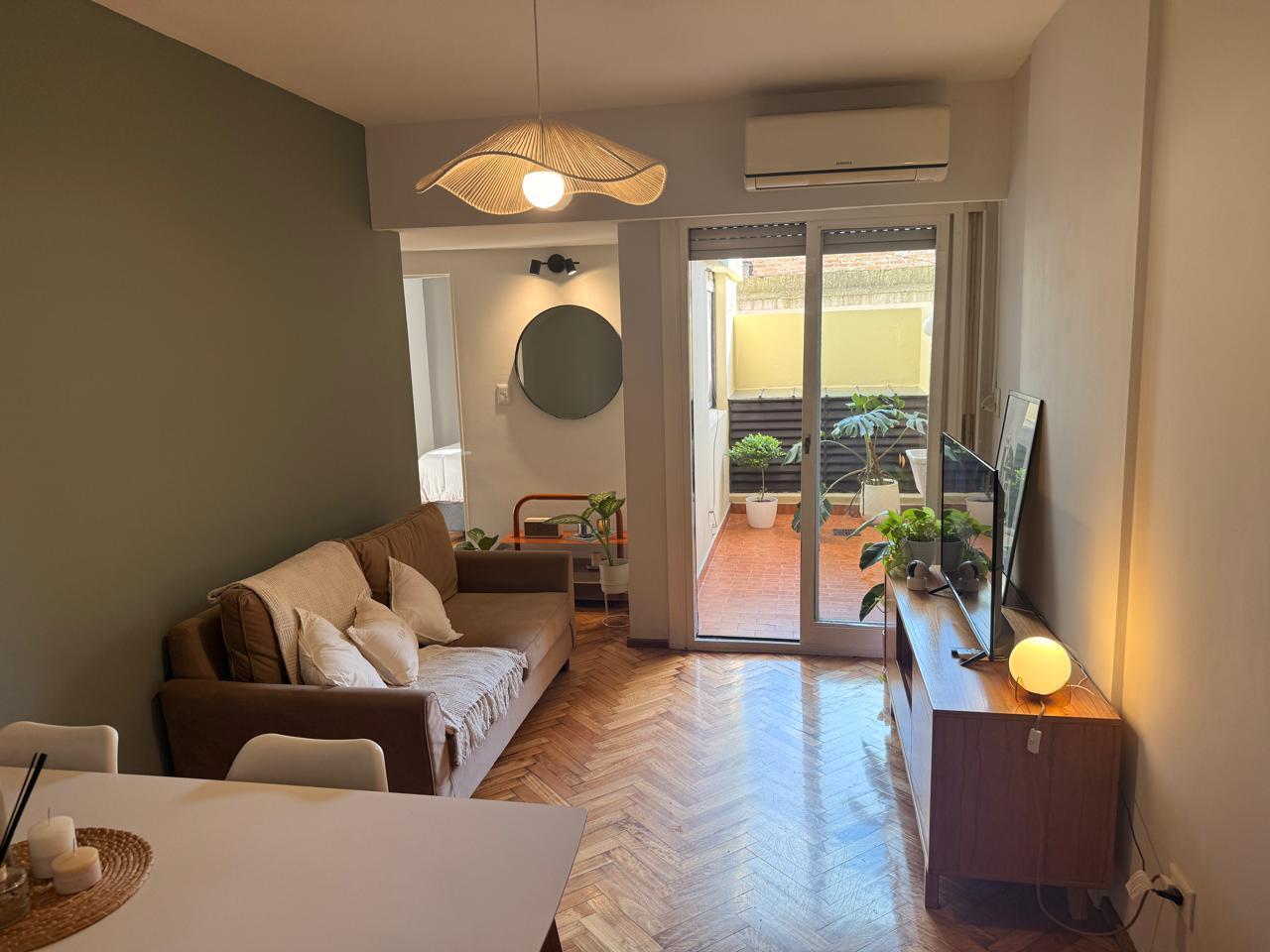 Foto de ALQUILER DEPARTAMENTO DE 2 AMBIENTES CON PATIO PROPIO, VILLA DEL PARQUE, imagen 2