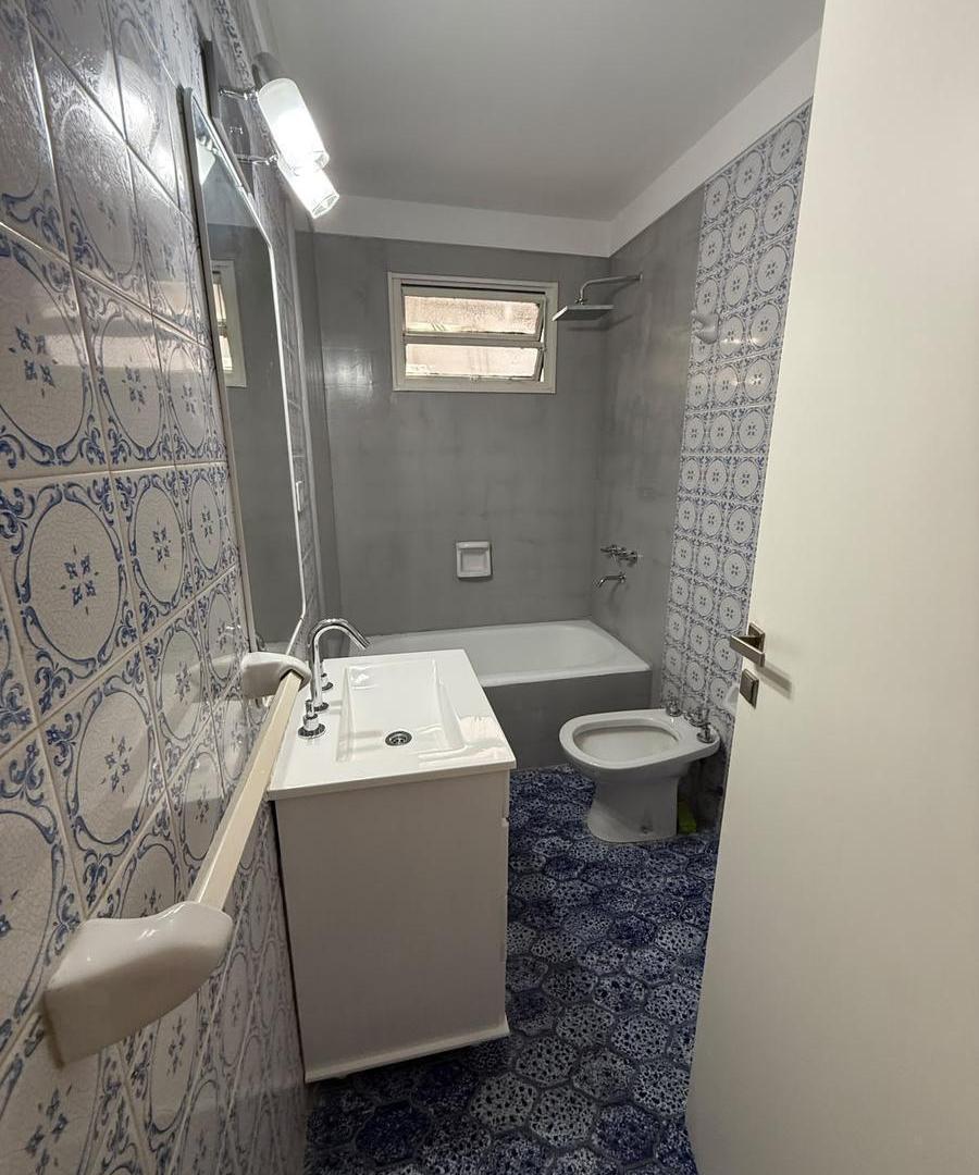 Foto de ALQUILER 2 AMBIENTES APTO PROFESIONAL RECOLETA, imagen 2