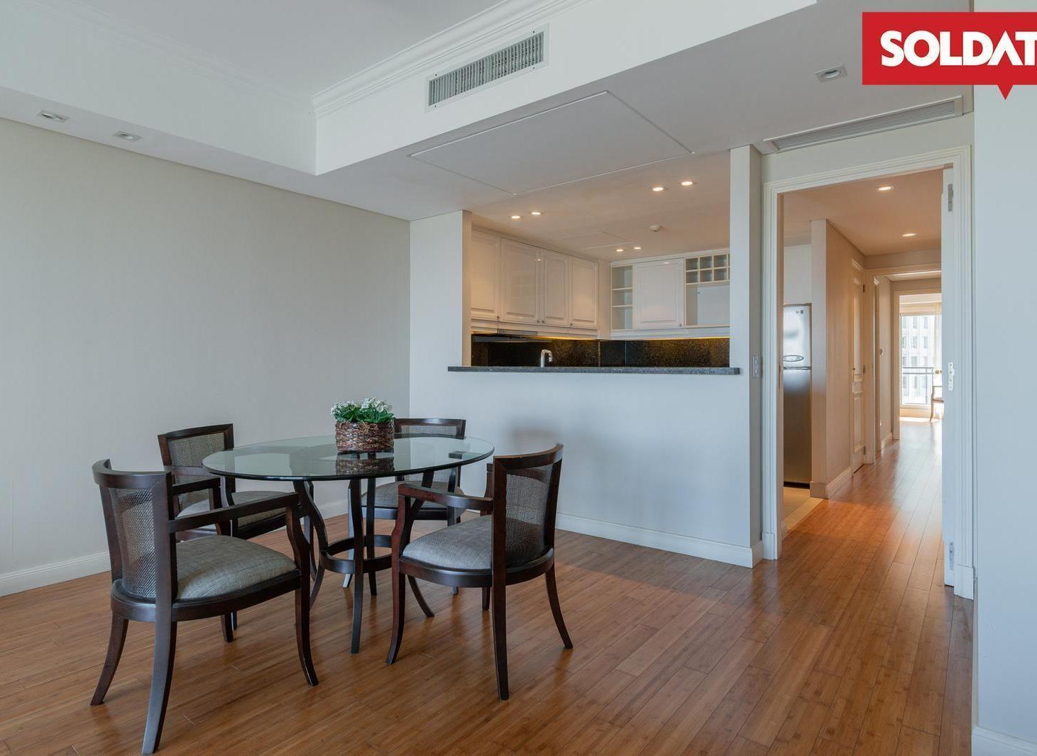 Foto de Venta. Departamento 2 ambientes. Chateaux Puerto Madero. Piso 22, imagen 2