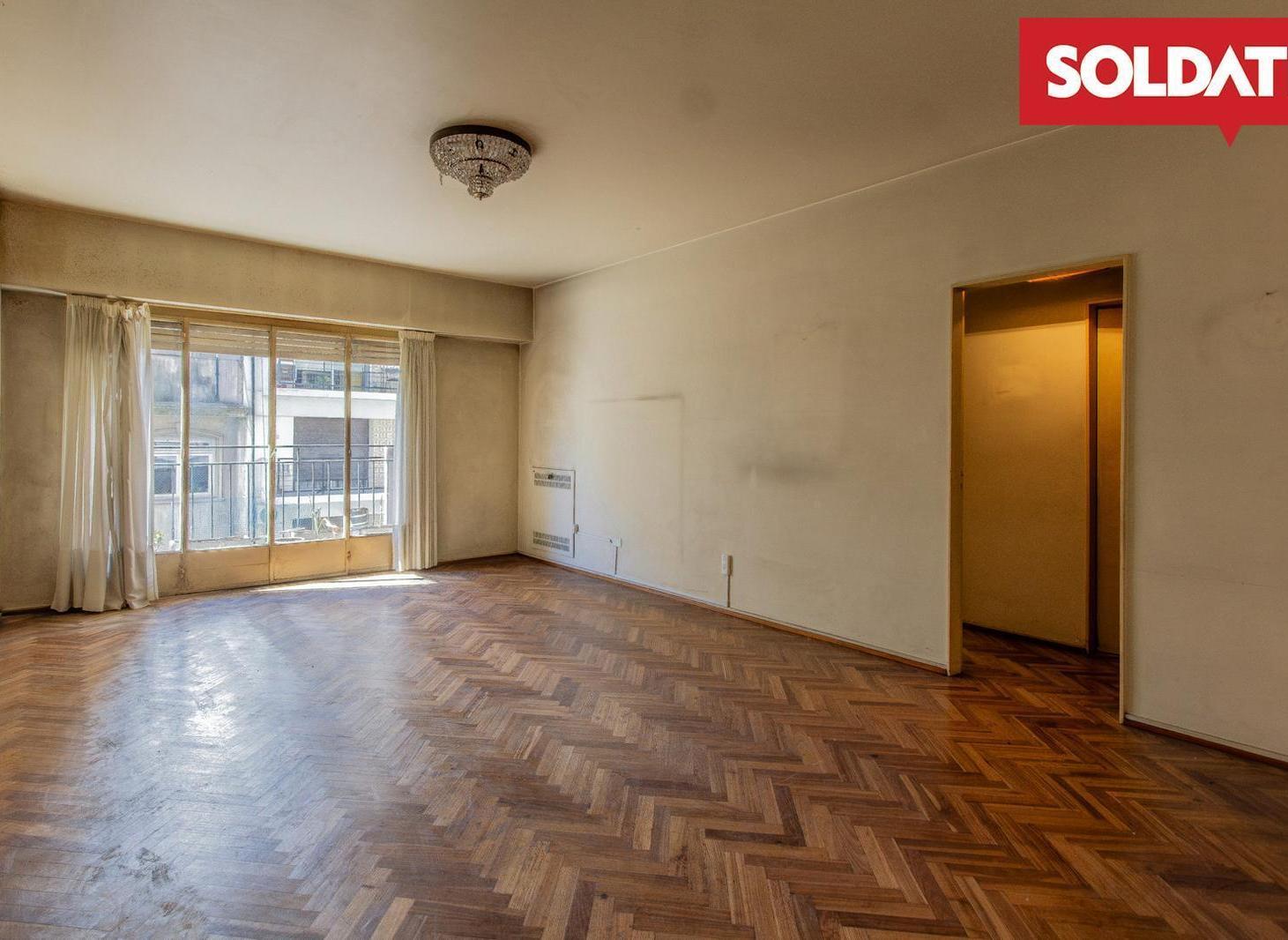 Foto de Venta - 4 ambientes con dependencia - Recoleta, imagen 1