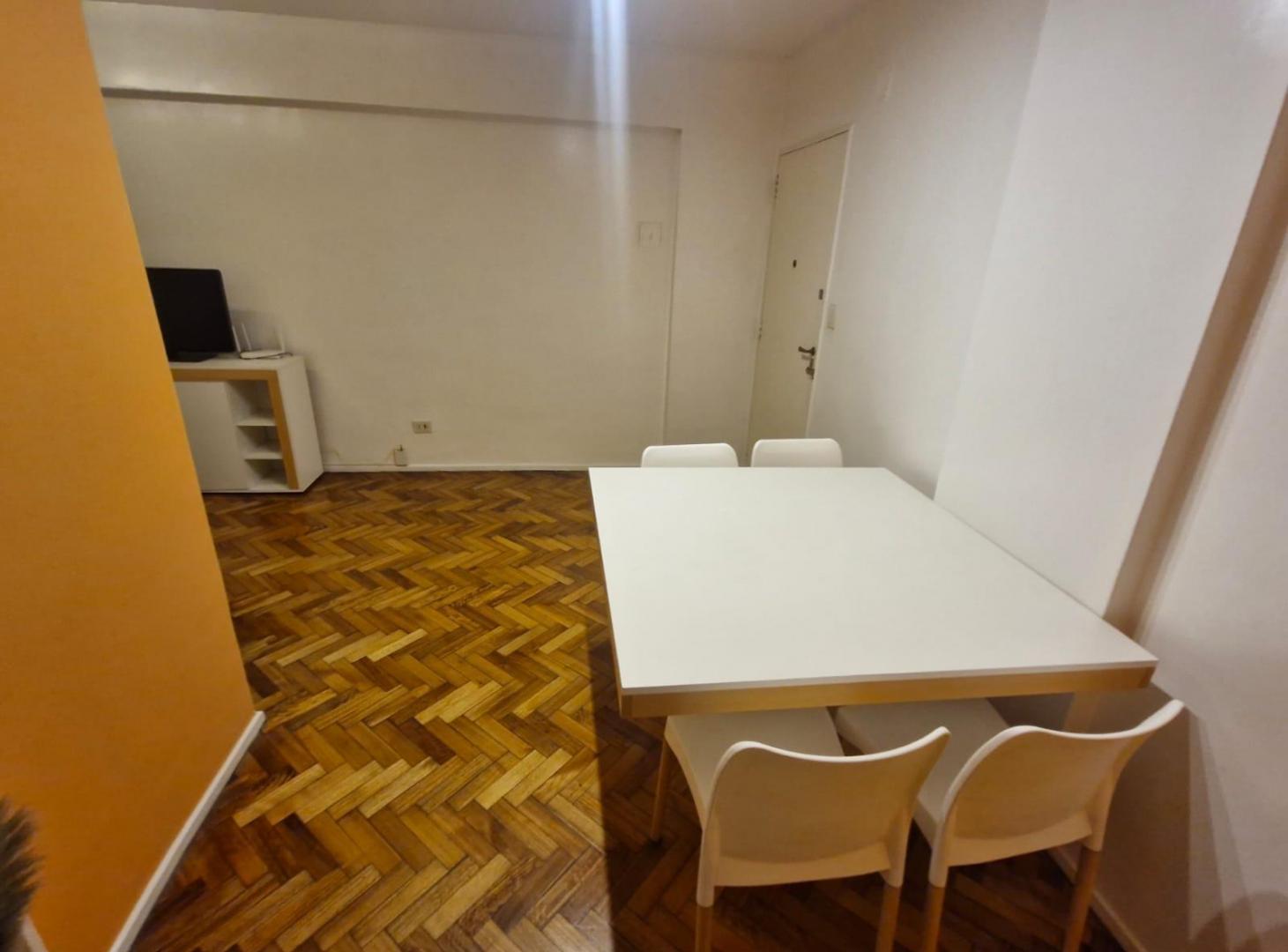 Foto de VENTA DEPARTAMENTO 2 AMBIENTES RECOLETA, imagen 3