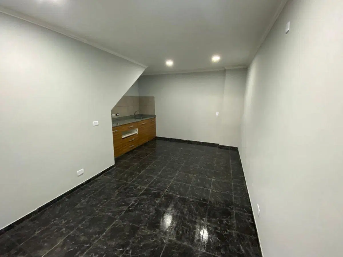 GALPÓN COMERCIAL 3