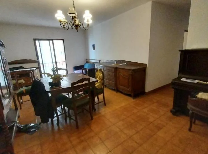 Departamento 4 ambientes con cochera. Excelente ubicación. Campichuelo 262 4