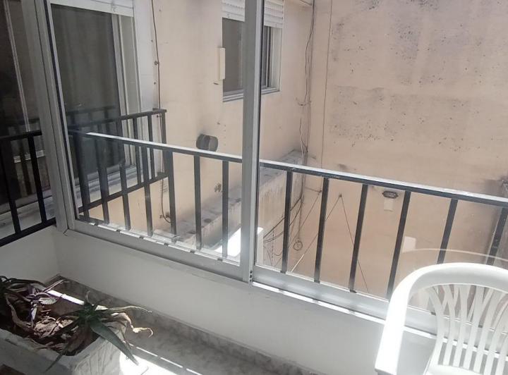 Departamento ALQUILER dos ambientes, TERRAZA Y COCHERA metros del subte A / Flores 5