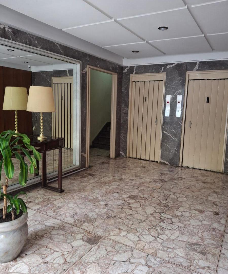 Foto de Departamento 3 ambientes con dependencia. Al frente con balcón, imagen 2
