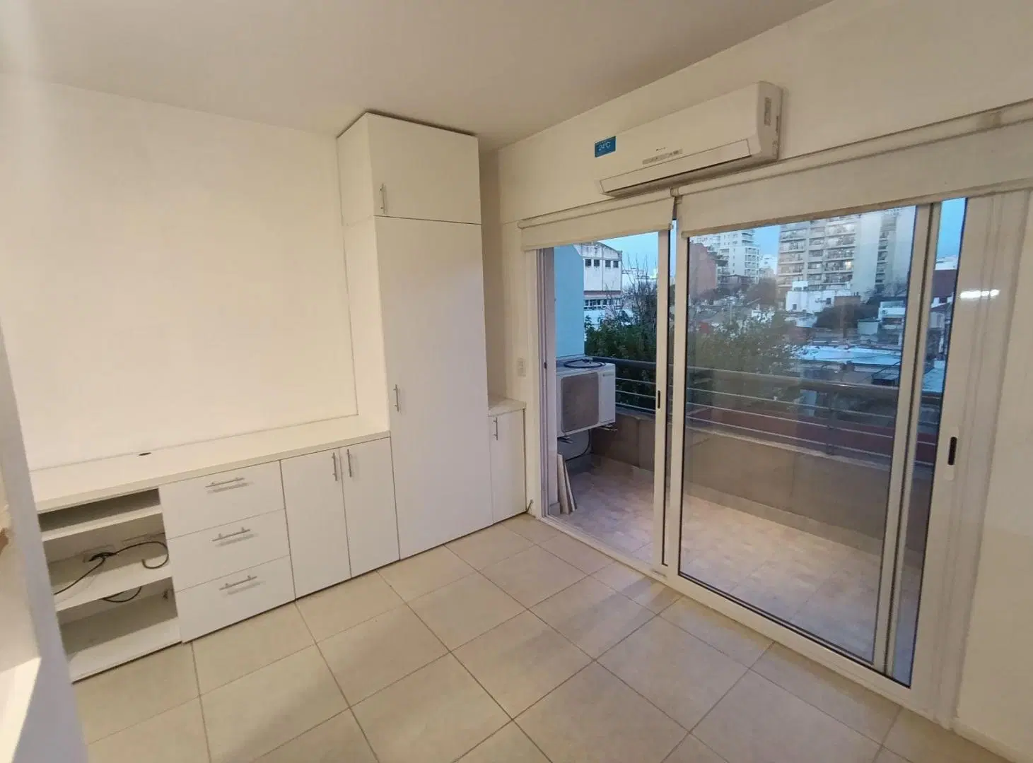 Departamento monoambiente divisible venta en Flores 2