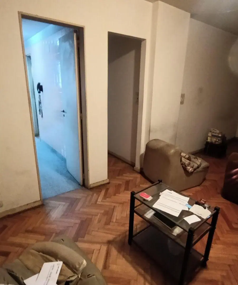 Departamento en venta en Cabildo 2134 al frente balcon corrido A RECICLAR 8