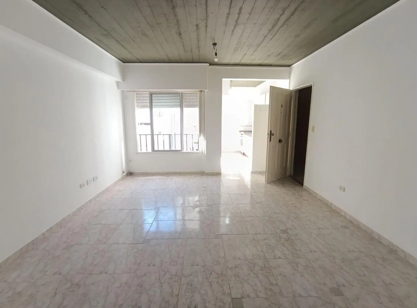 Departamento VENTA dos ambientes balcon lavadero Quirno 70 Flores 3