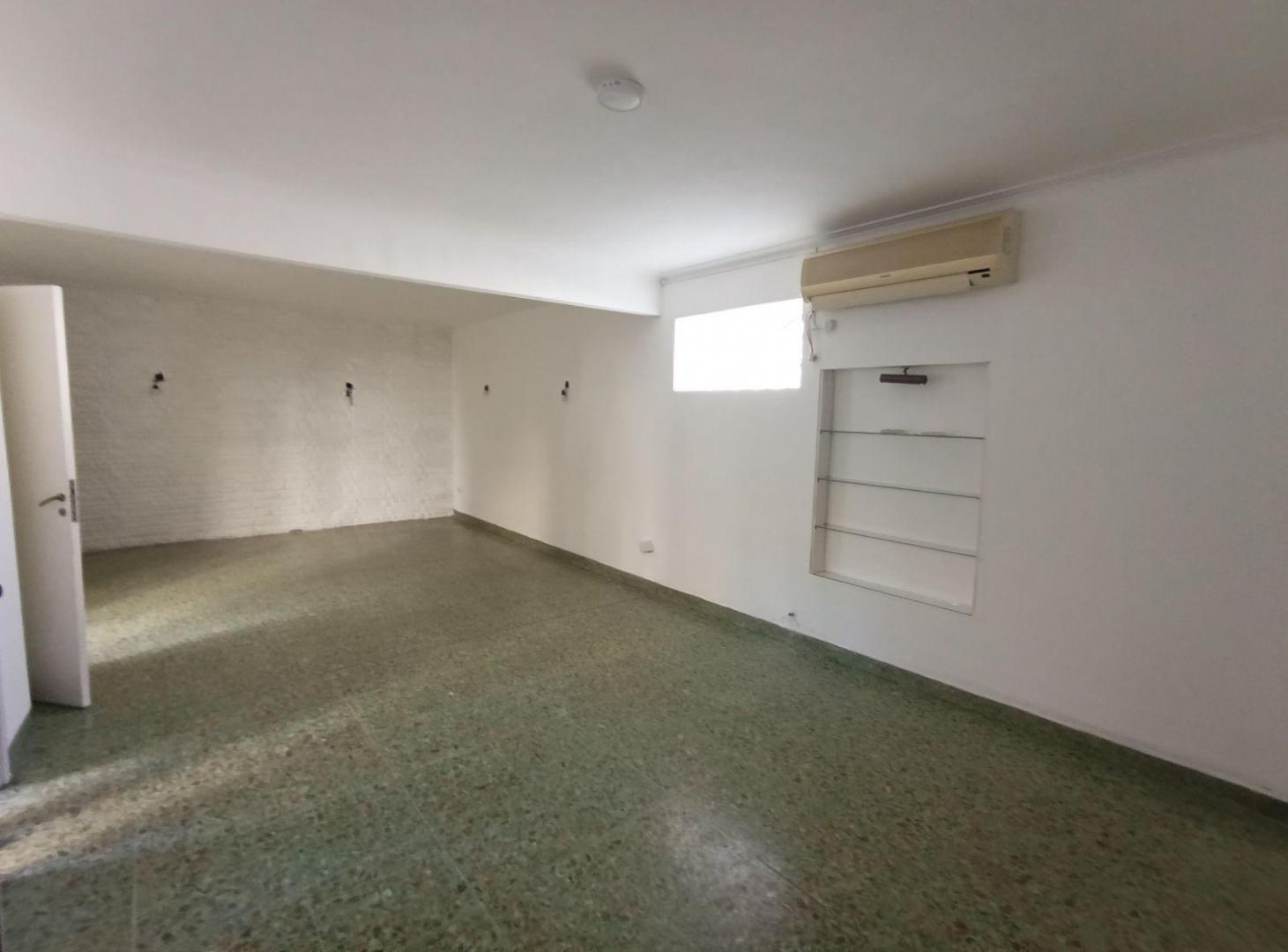 Foto de PH alquiler Flores 4 amb dep. Primer piso por escalera, imagen 1