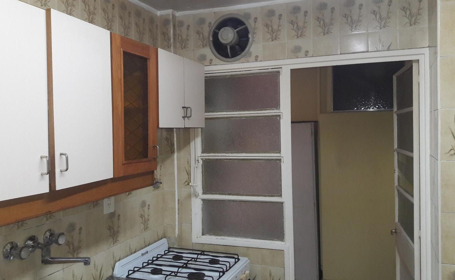 Foto de Departamento alquiler tres ambientes en planta baja dos patios Balvanera, imagen 4