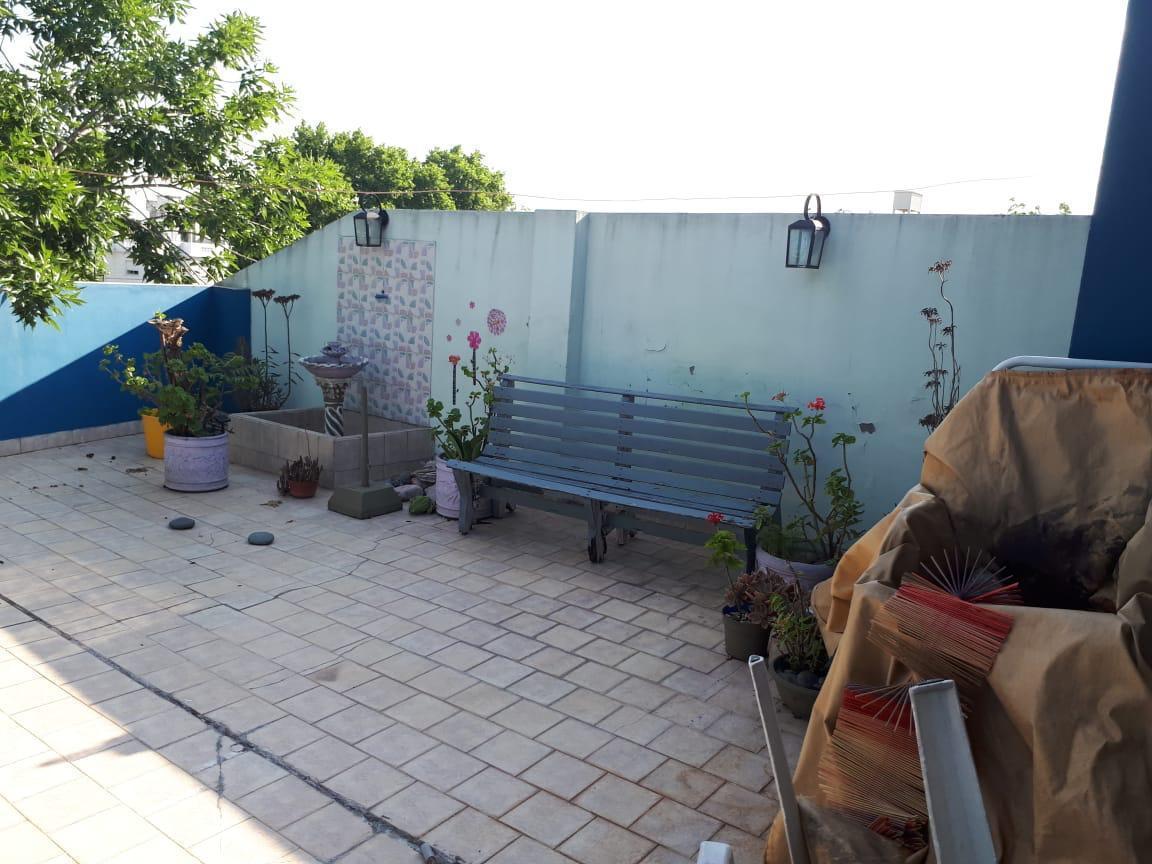 Foto de PH en venta Floresta 4 ambientes solo dos unidades, imagen 2