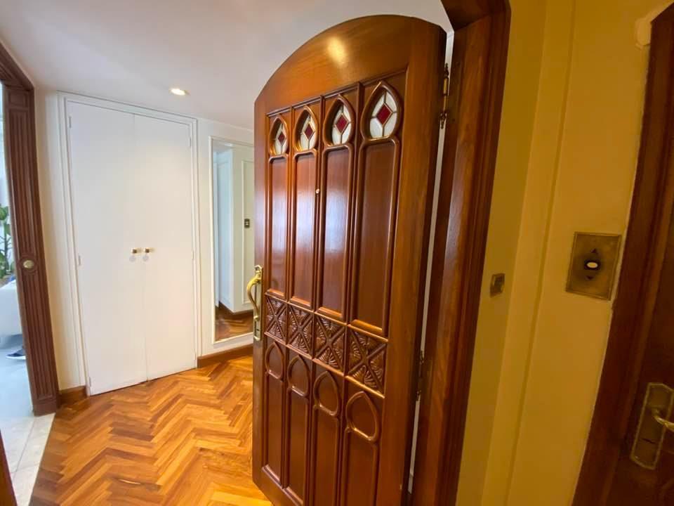 Piso Parque Rivadavia 6 Ambientes y 2 Cocheras Venta 1