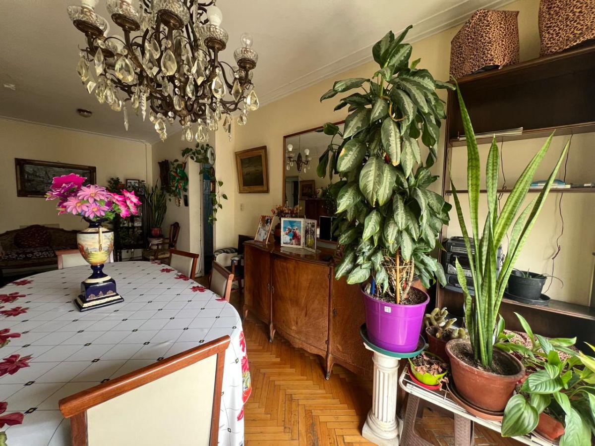 Foto de VENTA 3 AMBIENTES CON DEPENDENCIA BALVANERA FRENTE APTO CREDITO, imagen 1