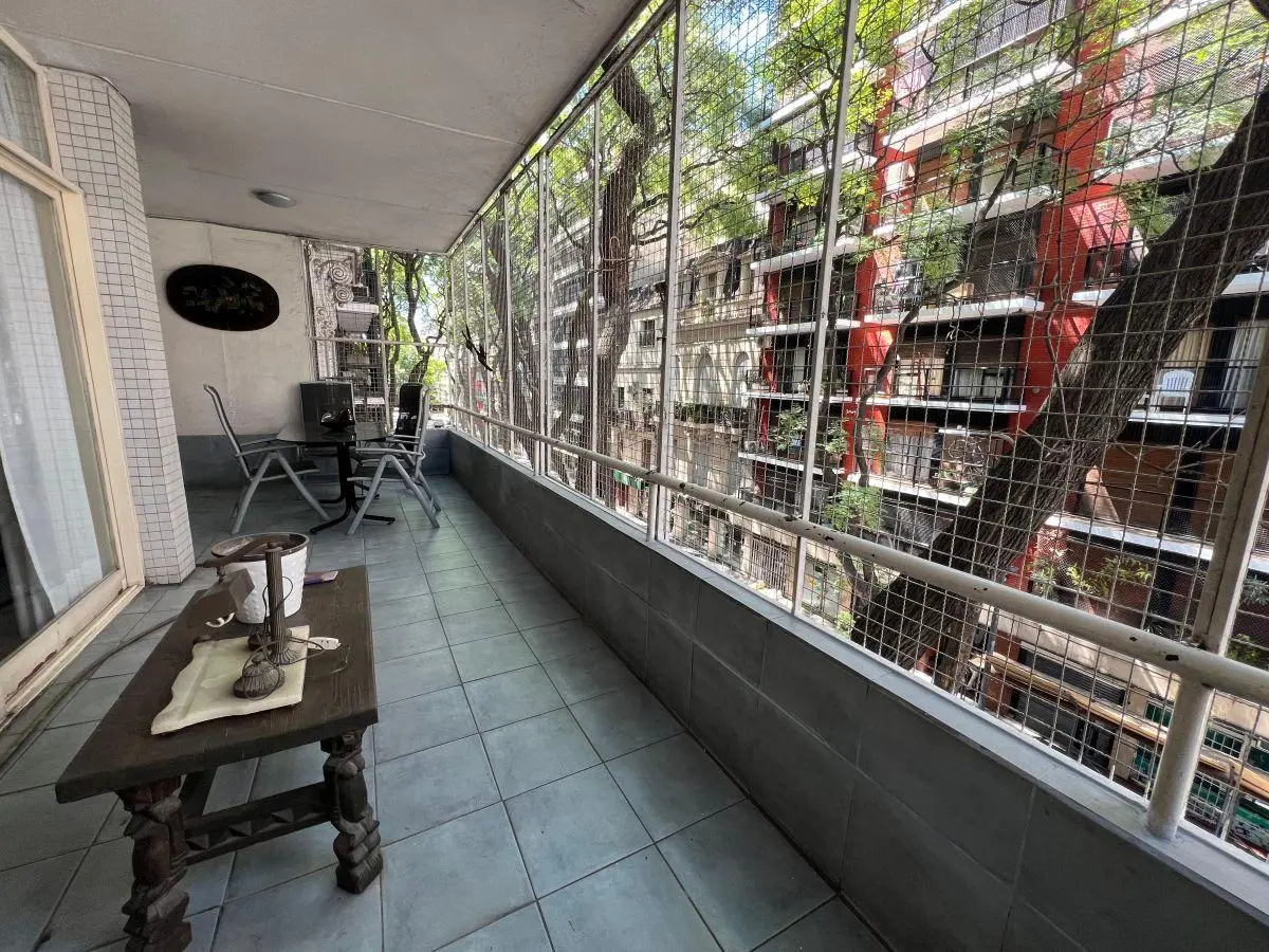PISO VENTA CABALLITO 4 AMBIENTES DEPENDENCIA BALCON CON COCHERA FIJA 2