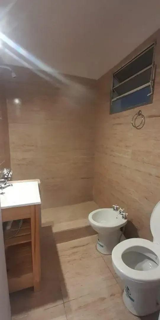 ALQUILER DEPARTAMENTO 3 AMBIENTES AL CONTRAFRENTE CON BALCON 5