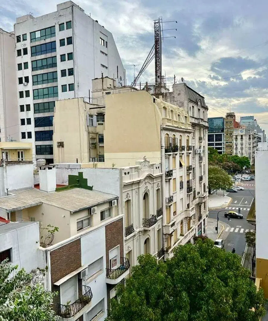 VENTA MONOAMBIENTE MONSERRAT APTO CREDITO FRENTE BALCON BAJAS EXPENSAS 1