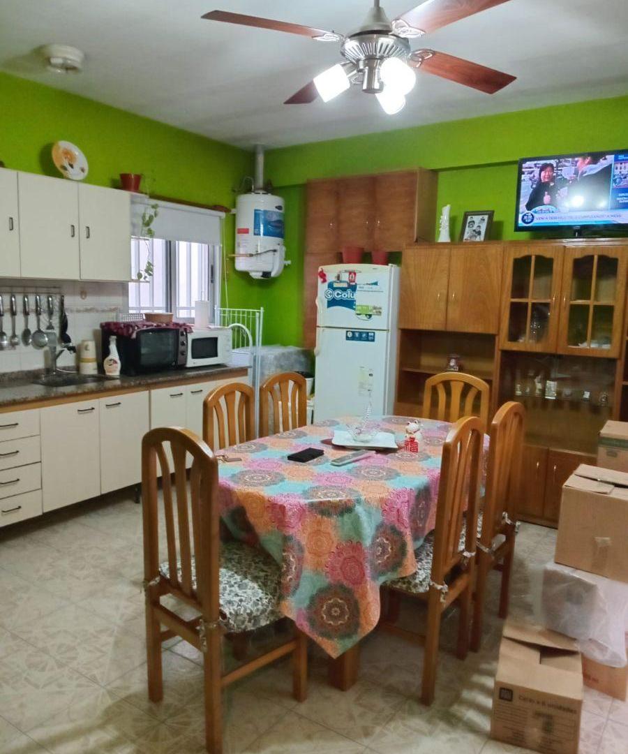 Foto de VENTA 2 AMBIENTES FLORES SIN ASCENSOR, imagen 2