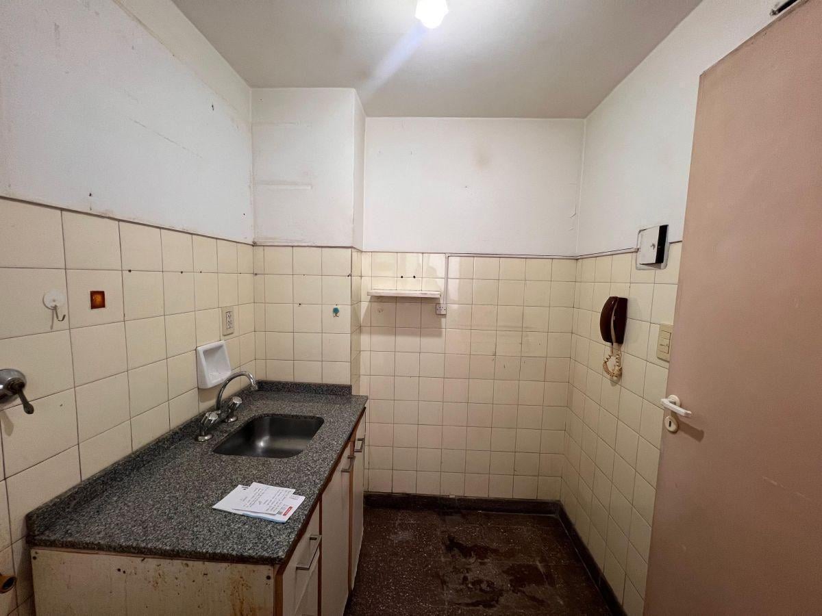 Foto de VENTA 2 AMBIENTES ALMAGRO APTO CREDITO, imagen 1