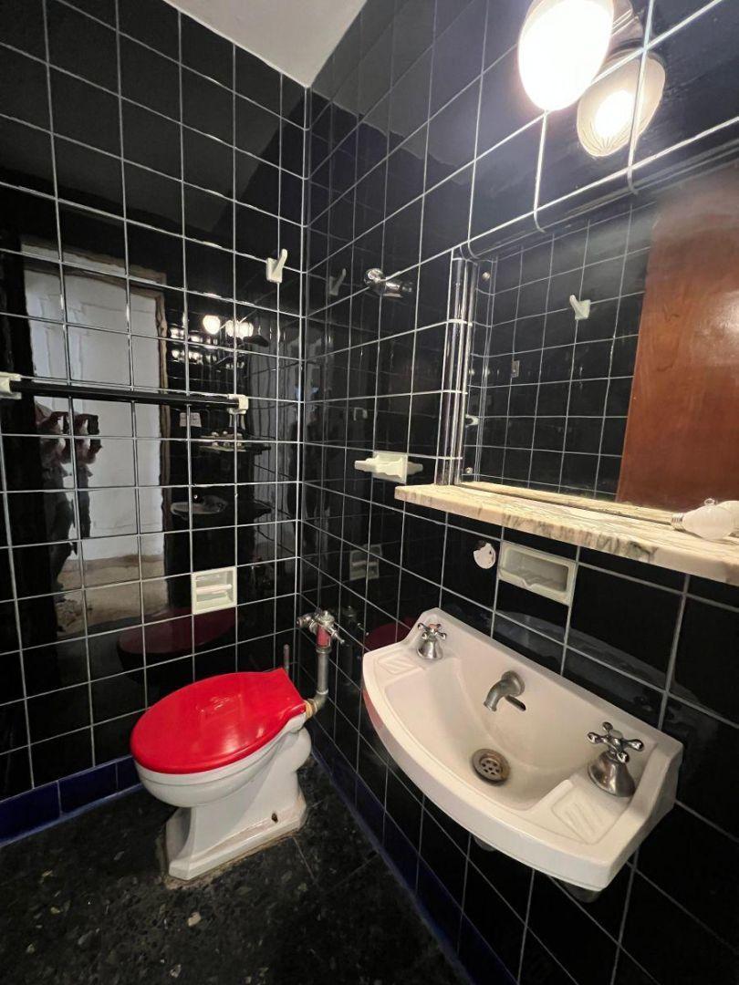 Foto de VENTA DEPARTAMENTO 4 AMBIENTES DEPENDENCIA ALMAGRO BALCON TERRAZA, imagen 2