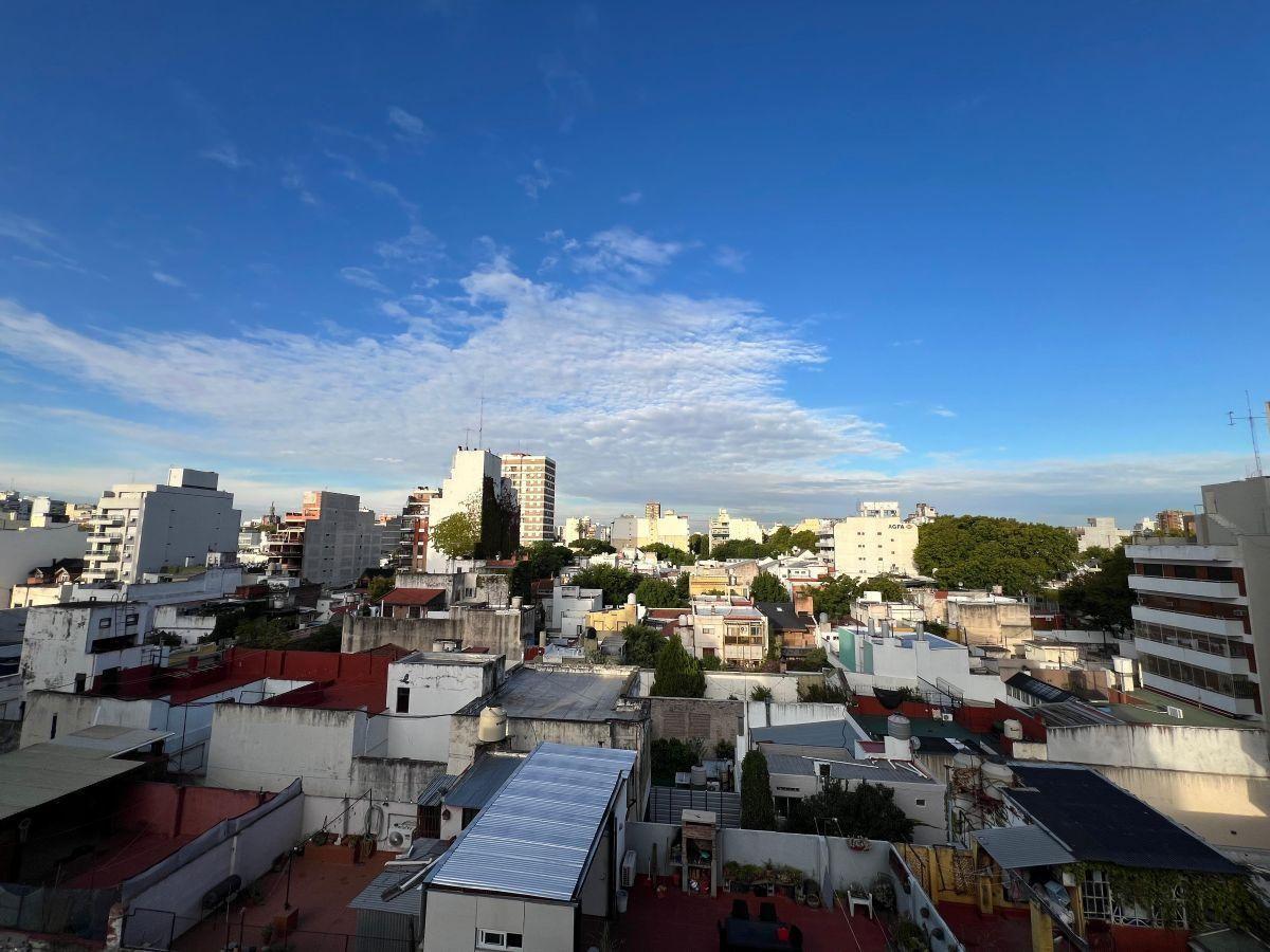 Foto de Departamento 6 ambientes 4 dormitorios en venta en Almagro balcon, imagen 1
