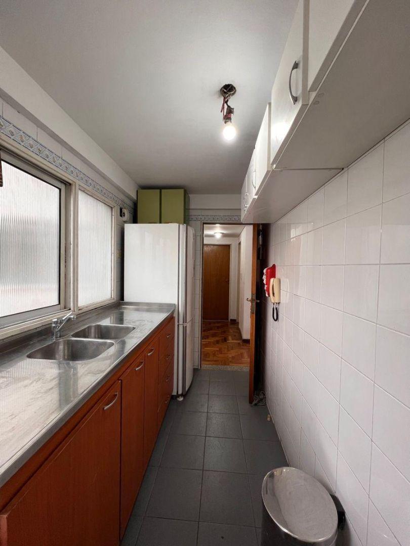 Foto de VENTA DEPARTAMENTO 2 AMBIENTES SEMIPISO FLORES BALCON APTO CREDITO, imagen 5