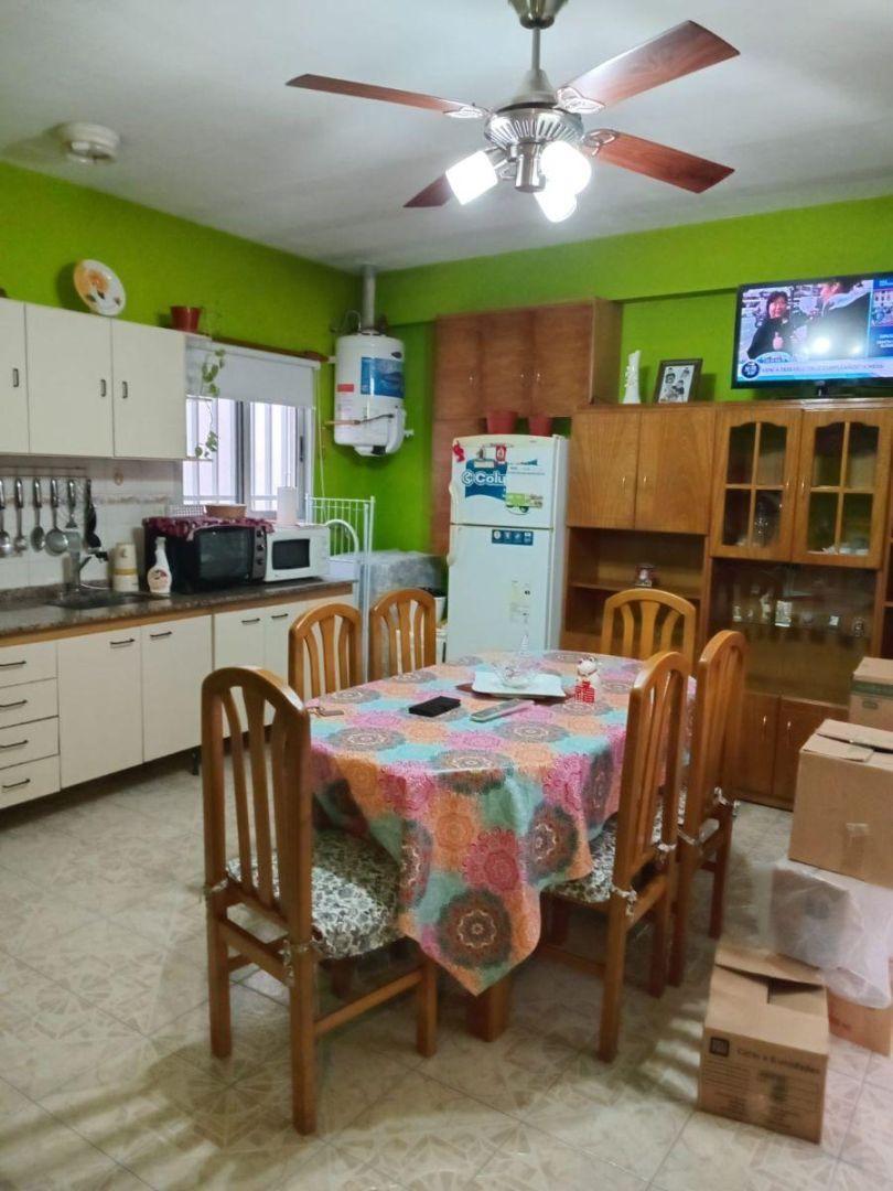 Foto de VENTA 2 AMBIENTES FLORES SIN ASCENSOR, imagen 1