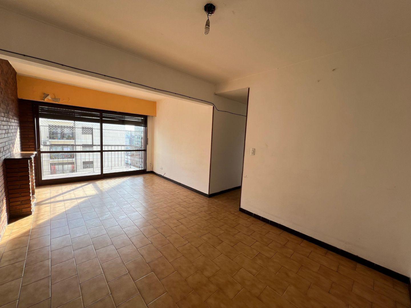 Foto de VENTA 4 AMBIENTES BALVANERA BALCON AL FRENTE, imagen 1
